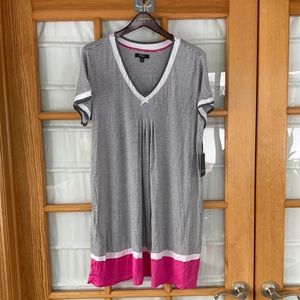 Simply Vera nightshirt - NWT